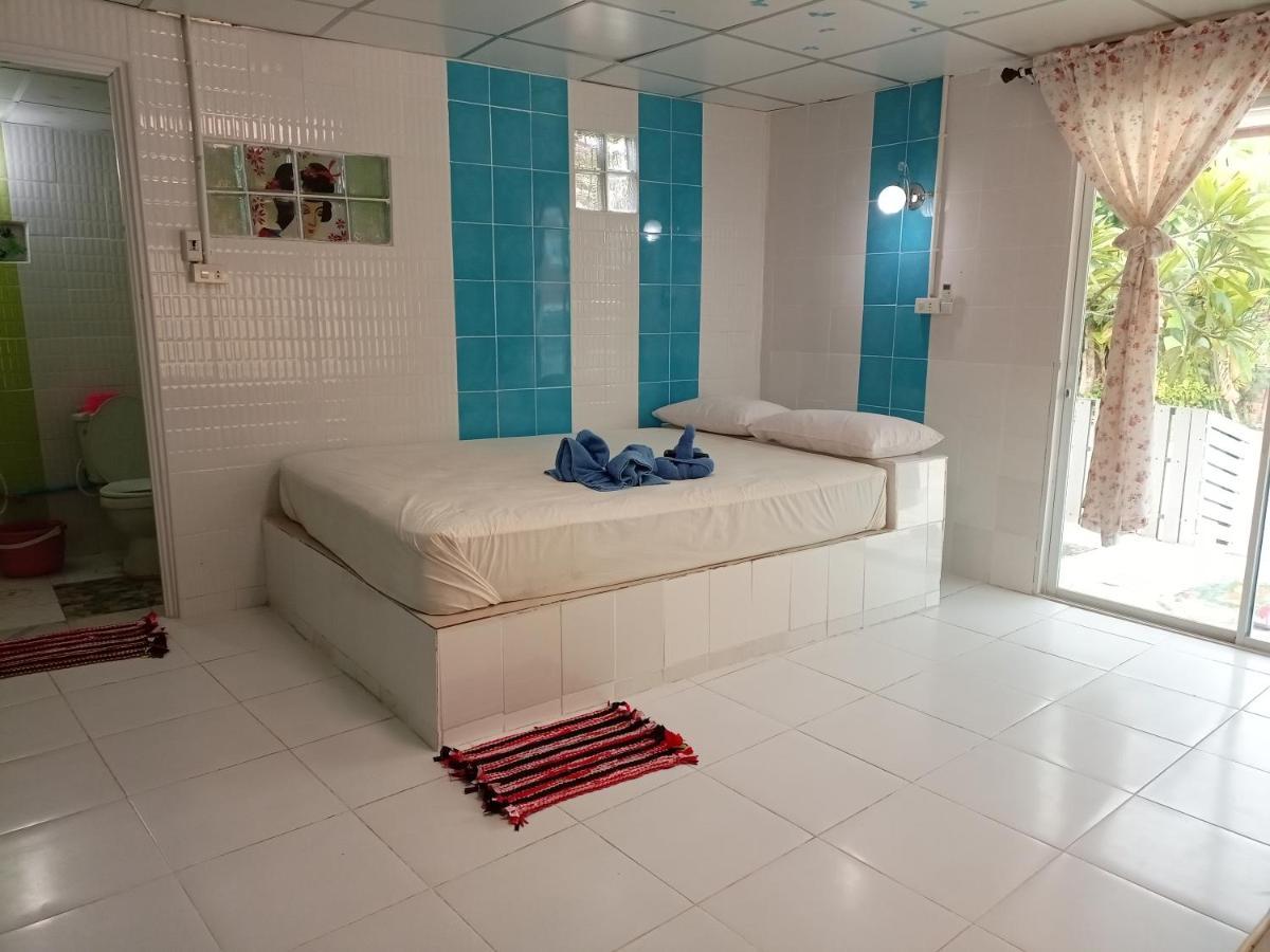Kanjana Resort Surat Thani Bagian luar foto